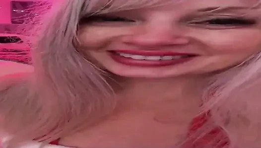 743612078274650112.mp4