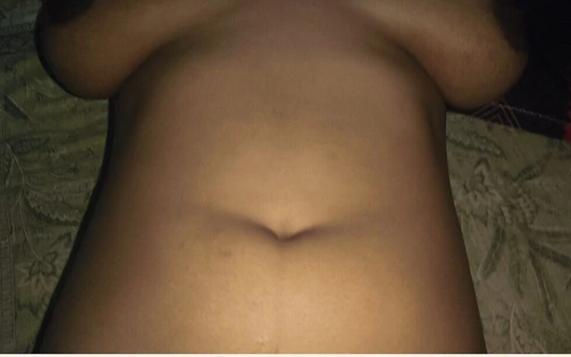 Hintli büyük memeli yenge erkek arkadaşıyla sert seks yapıyor. Büyük göt. Tam Video