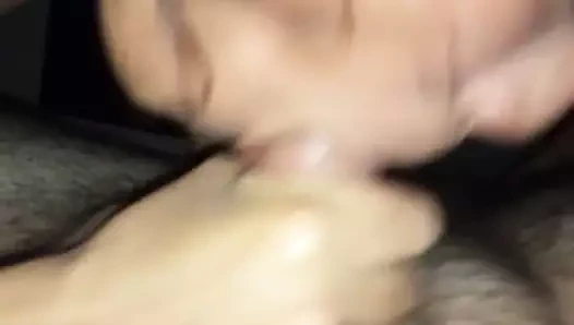 karı emmek küçük çük