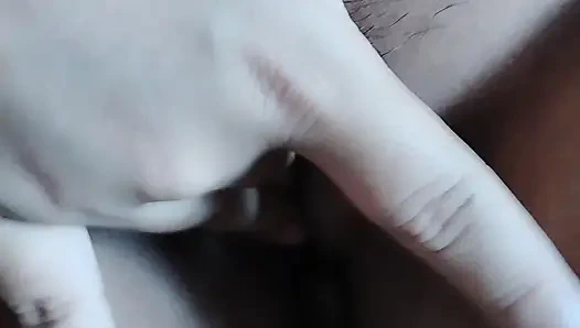 Kelantan Malezyalı dul kadın büyük memeli hintli batang oynuyor