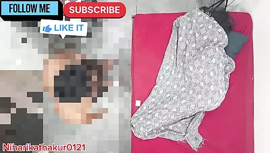 Üvey kız kardeşimin odasına gidiyorum üvey kız kardeşimin amını siktim, göğüslerini emiyor ve amcığını götten döl yalıyorum