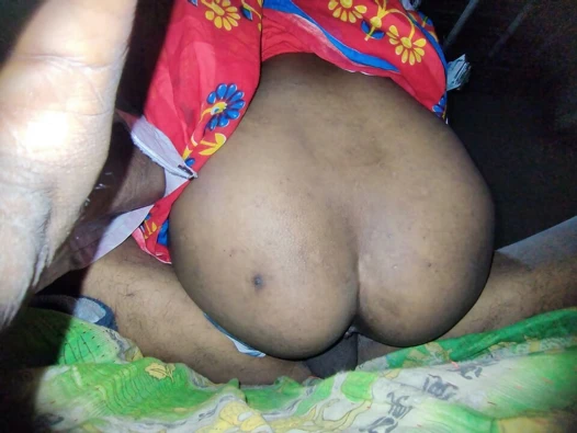 Hot Stepmother's Private Midnight Visit in the Bathroom