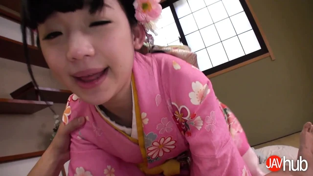 JAVHUB Sexy Yuna Himekawa kimono içinde sikiliyor