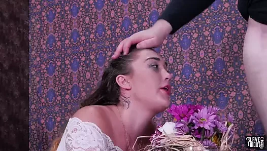 Çiçek kız vahşice yüz becerdin ve beslenen adam eşek alır