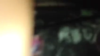 Bu beyaz kıza şehre gitmeden önce