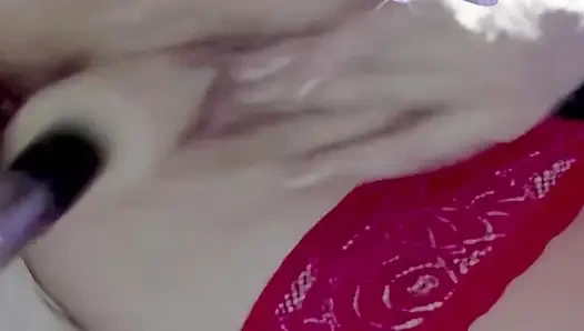 Çok ıslak vajina yakın planı, klitoriste vibratör, seks seks makinesi