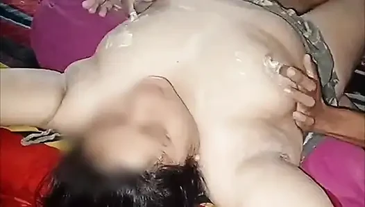 Masajdan sonra, bu dul kadın sikilmek istedi