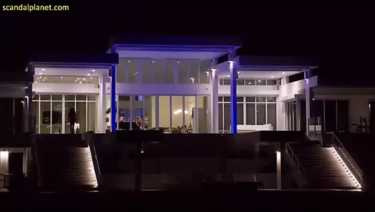 Pençeler dizisinde Karrueche tran seks sahnesi scandalplanet.com