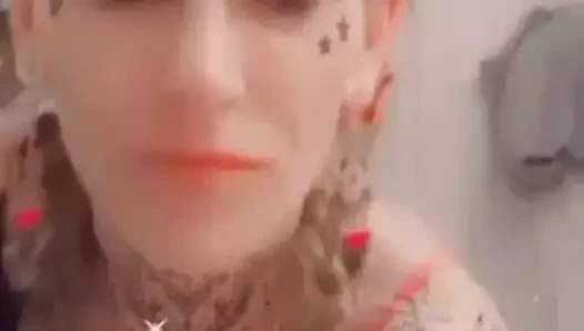 Crystalblueaura videosu