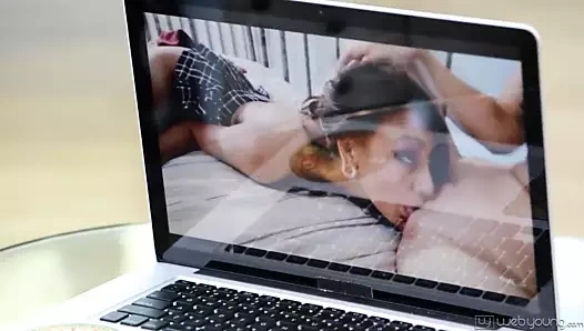 Kate england ve rachel james webyoung'da