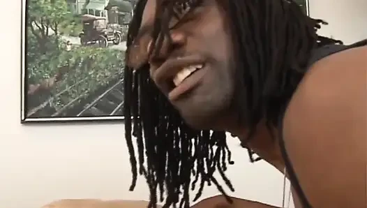 Seksi zenci hatun büyük yarağı seviyor