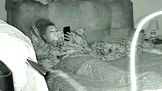 Eşim mastürbasyon yaparken sohbet ederken yakalandı