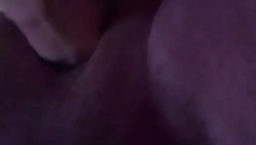 bağlı yapay penis ile testere alarak