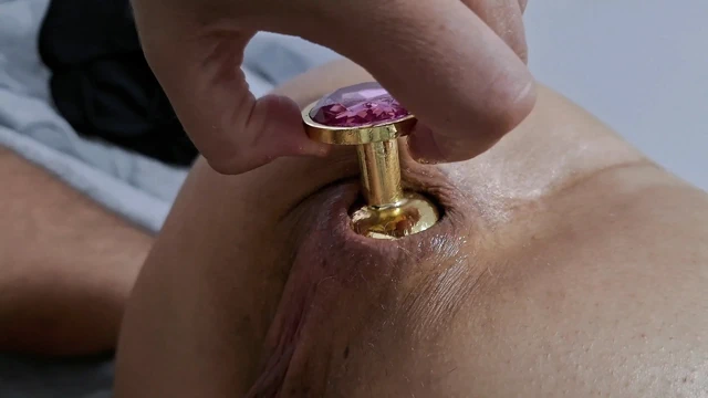 Büyük anal büyük tıkaç deliği