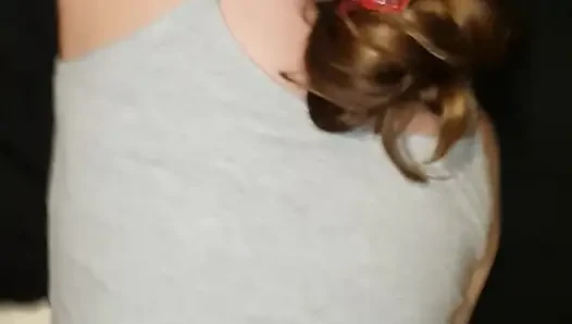 Oyun odasında anal Kate anal sikişi için sikiliyor