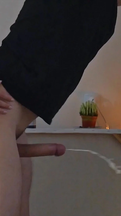 Потрясающий момент из "Мой бойфренд вышел из тюрьмы, но его тюремные привычки остались..."