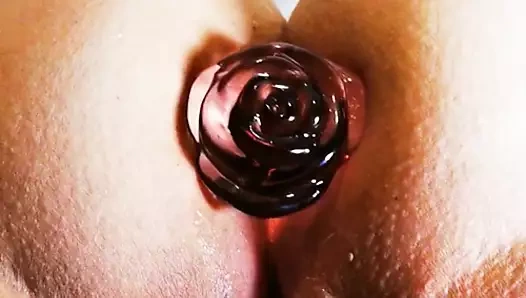 parmaklı kenetlenmiş KEDİ ve cam gül popo ekleme