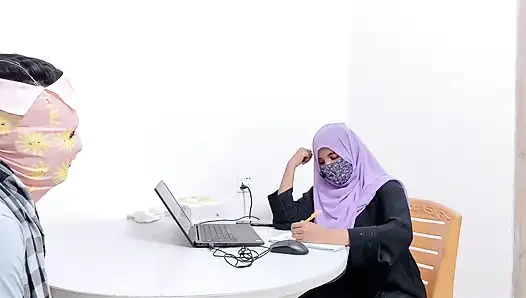 Hijabi Hot bank manager fuck by desi village Farmer Desi chudai xxx