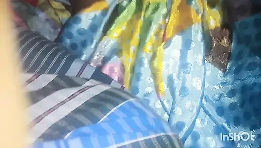 Tamil orta yaşlı seksi üvey oğlu sikişiyor