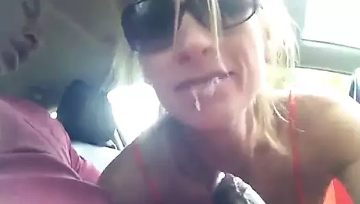 Orta yaşlı seksi kadın spor salonunda tanıştı