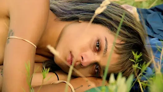 Zoe kravitz - içindeki yol (2014)