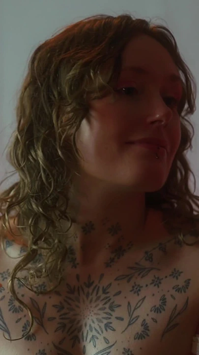 Doyumsuz lola 19 inçlik uzaylı canavar alıyor