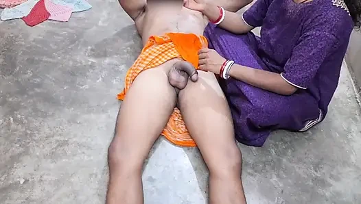 Köylü yenge desi hardcore ile sikişiyor