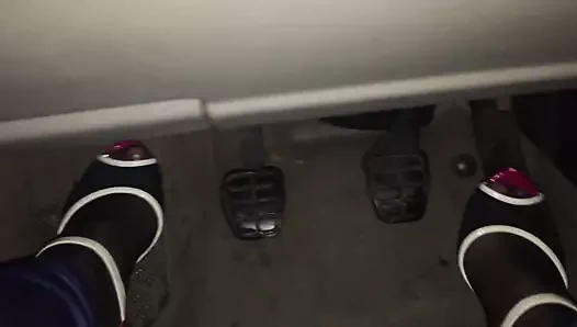 Peeptolarda pedal pompalama