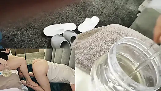 Büyük Anal Oyuncaklar, Yumruklama Ve Ayak Yumruğu Ile Büyük Anal Seans