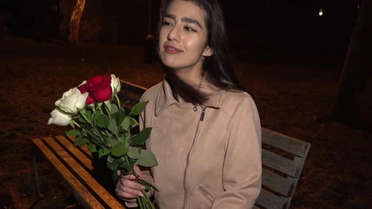 Kamu ajan aaeysha gets becerdin üzerinde sevgililer günü