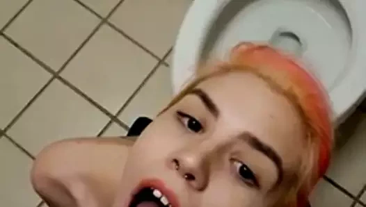 Böyle bir kızla çıkmak istiyoruz