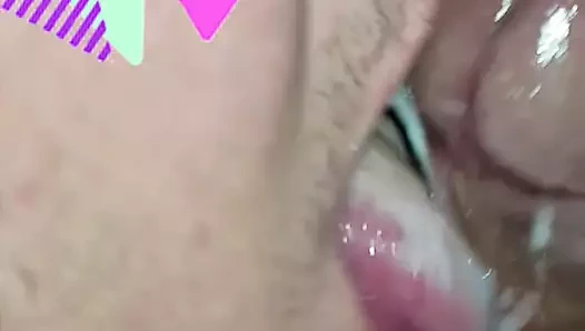 Büyük zenci yarağı transeksüel ağzıma boşalıyor