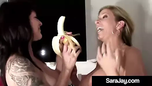 Milf mamma'nın sara alakargası ve papatya kaya memeleri birbirlerini seviyorlar!