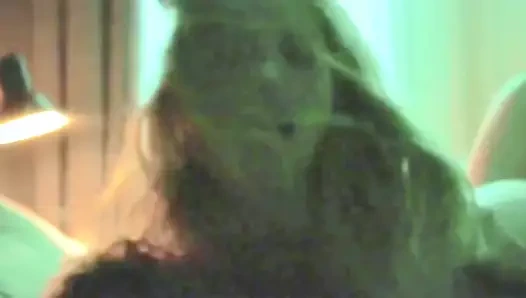 Eliza Taylor - "Kasım Adamı"