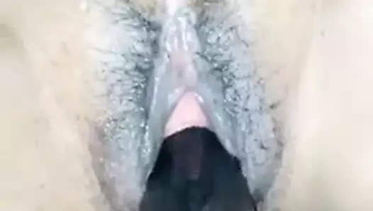 Eş alma büyük siyah yapay penis içinde kedi