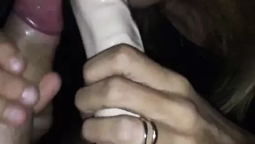 Il cazzo e il toy, pensando al bull