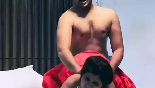 Kızının kocasıyla üvey anne.