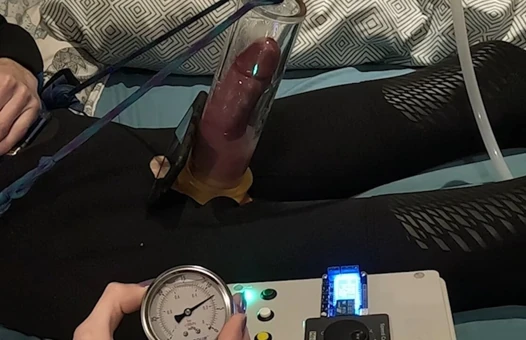 Dinamik penis pompalama. otomatik horoz pompası. ev yapımı