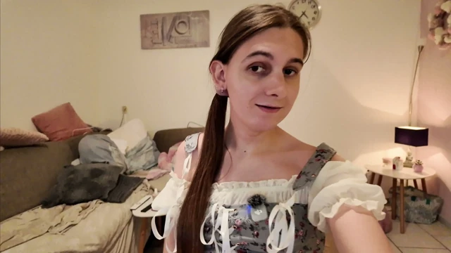 Komşuma kafesli sissy klitimden bahsetme jessiesissy maceraları