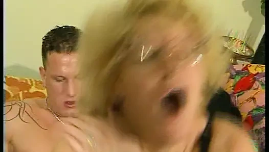 Klasik retro Alman amatör video - günlük porno dozunuz