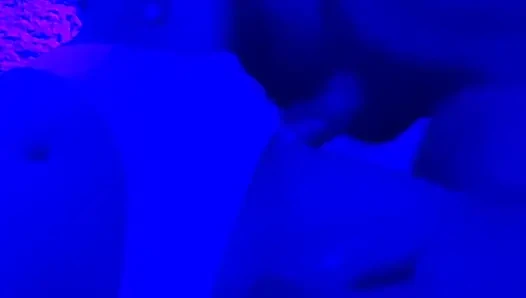 zengin inleyerek inanılmaz bir orgazm olurken yarağımı yakaladı