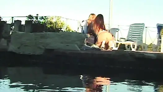 College Geständnisse: Heiße Pool-Abenteuer