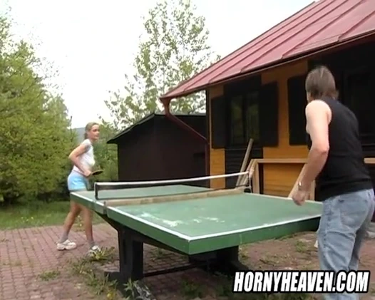 Küçük çük koca hisseleri ve filmler onun karısı ile 2 şişman musluklar