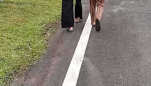 Cewek indo bontot besar