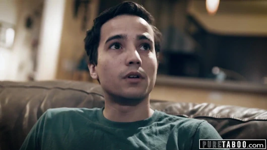 Saf tabu kıskanç oğul üvey babaya inat adım adım anne baştan çıkarır