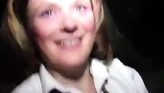 Küçük Liseli Kız Domalıyor