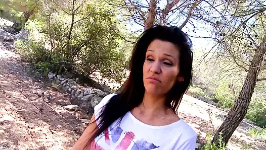 Ormanda gündelik bir sikiş