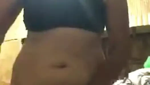 Büyükannem gf 65 yaşında onu kedi delik pt1 göster.