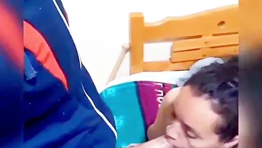 Fahişem yarağımı emerken görülmeyi seviyor