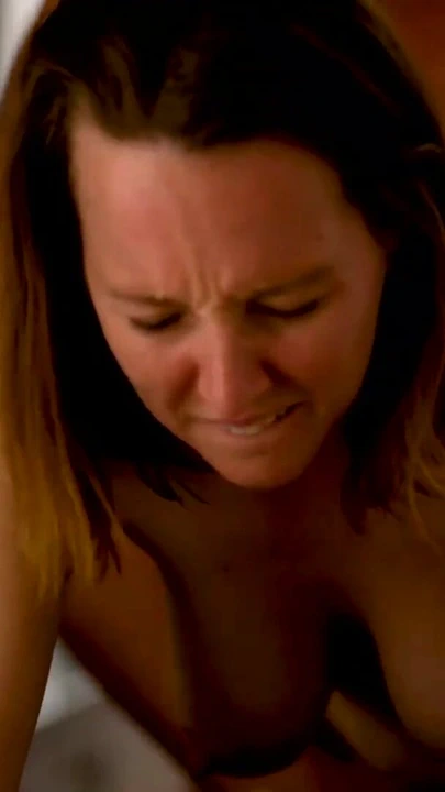 "Minik amcık sert sikiliyor" dan güçlü an